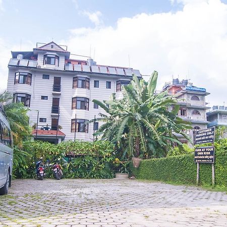 Hotel Meera Pokhara Buitenkant foto
